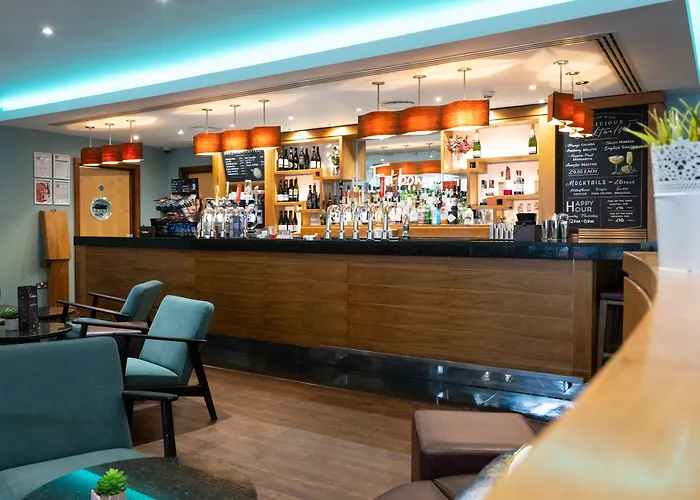 Best Dog-Friendly Hotels in Plymouth